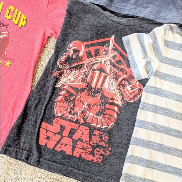 ⭐Set of 4 Boy's Tees Disney Star Wars⭐ - Picture 2 of 4